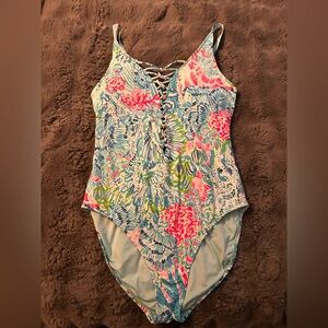 Beautiful Lilly Pulitzer Multicolored One Piece Swim